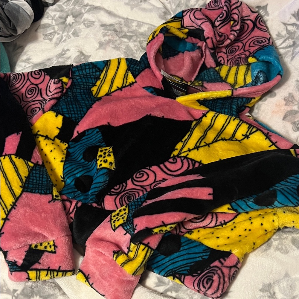 NWT Nightmare Before Christmas Sally Cropped Sweater